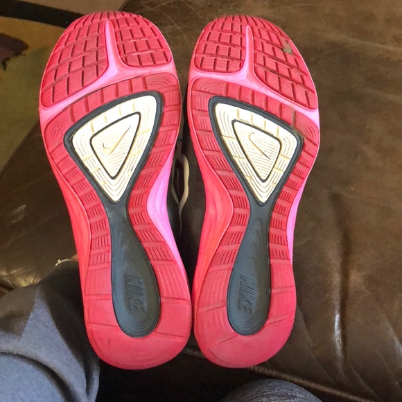 Nike sneakers - Picture 4 of 4